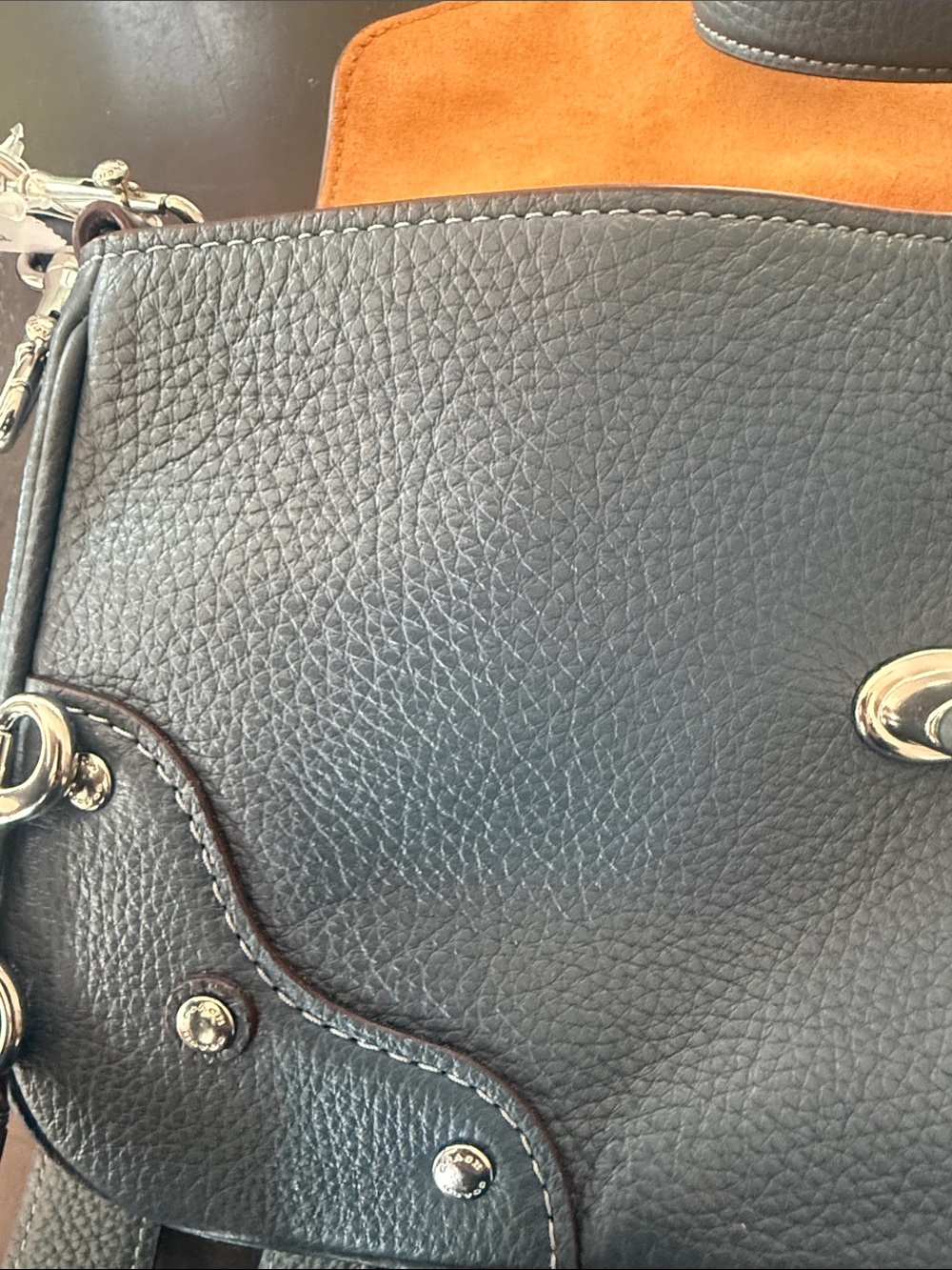 NWT Coach Blue Pebbled Leather Turn-Lock Crossbody - Picture 4 of 12